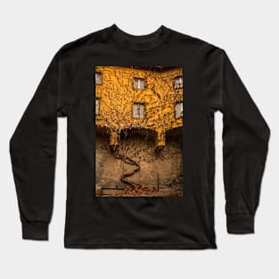 Building in Rovereto in Trentino, Italy Long Sleeve T-Shirt